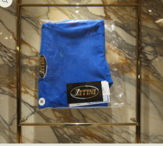 JATINI ONE OF ONE CLASSIC TEE. SIZE-MEDIUM