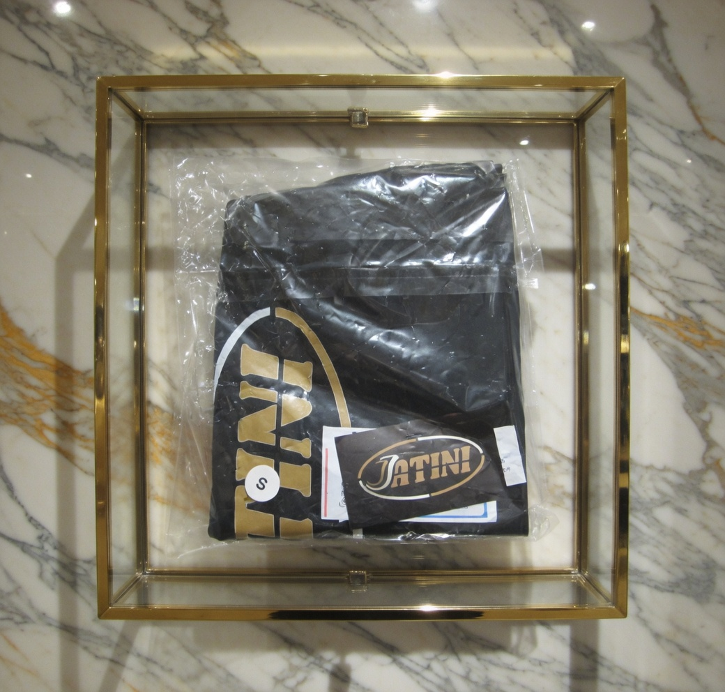 JATINI ONE OF ONE CLASSIC TEE. SIZE -SMALL