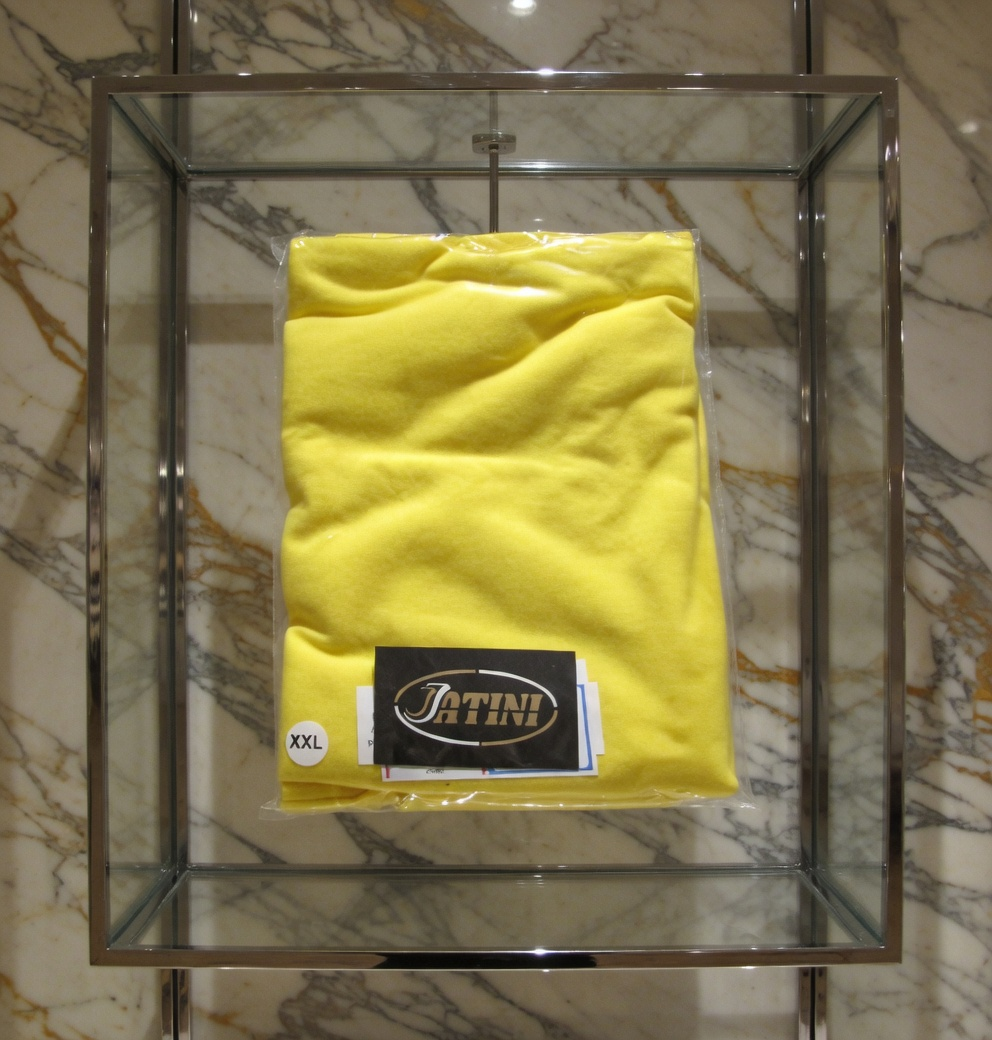 JATINI ONE OF ONE CLASSIC TEE. SIZE 2X-LARGE