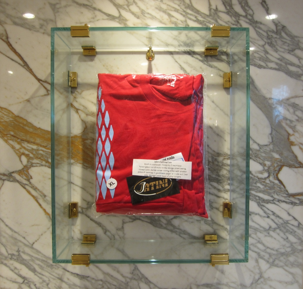 JATINI ONE OF ONE CLASSIC TEE. SIZE X-LARGE