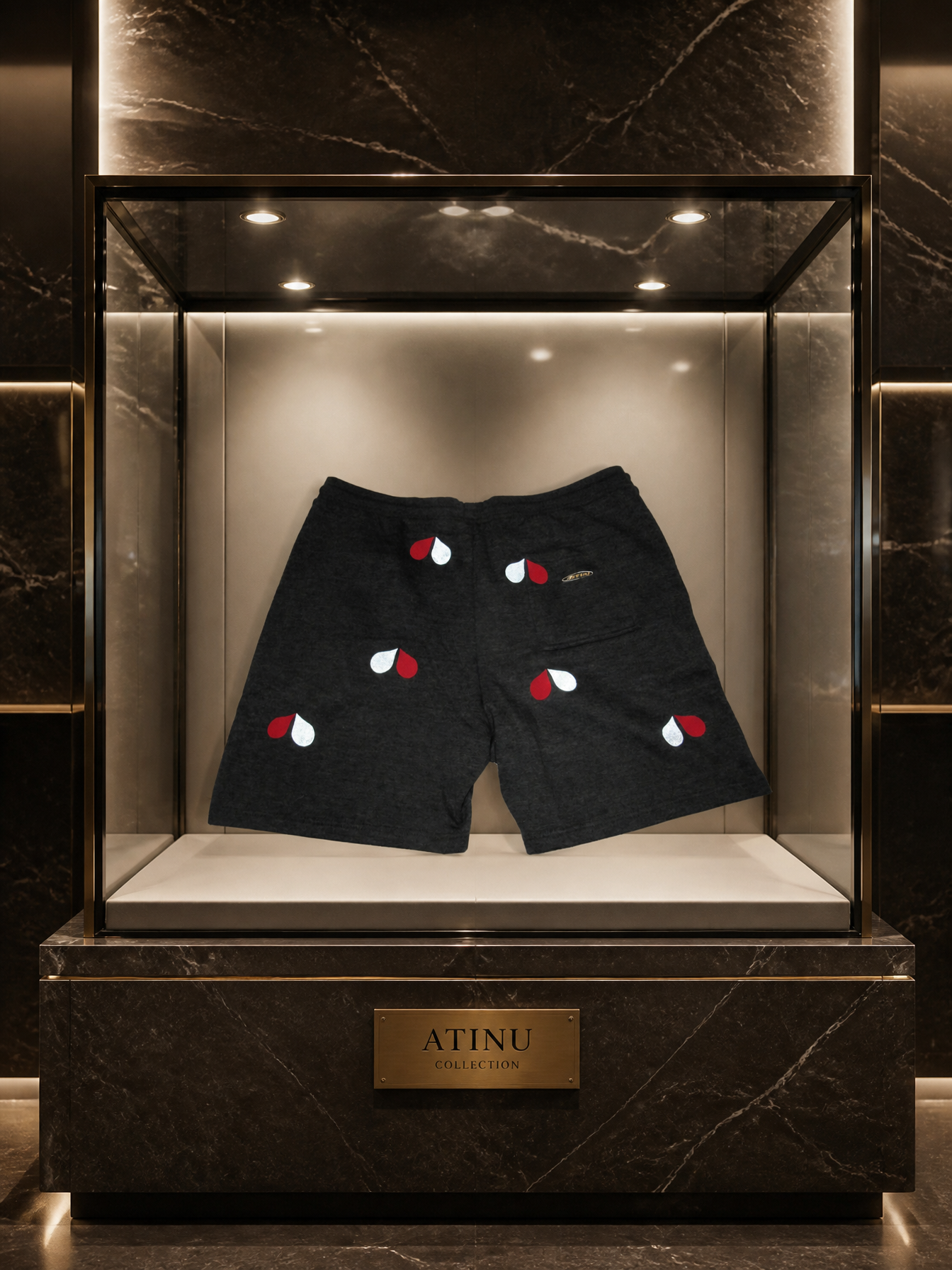 JATINI ONE OF ONE SHORTS. SIZE 2-XLARGE