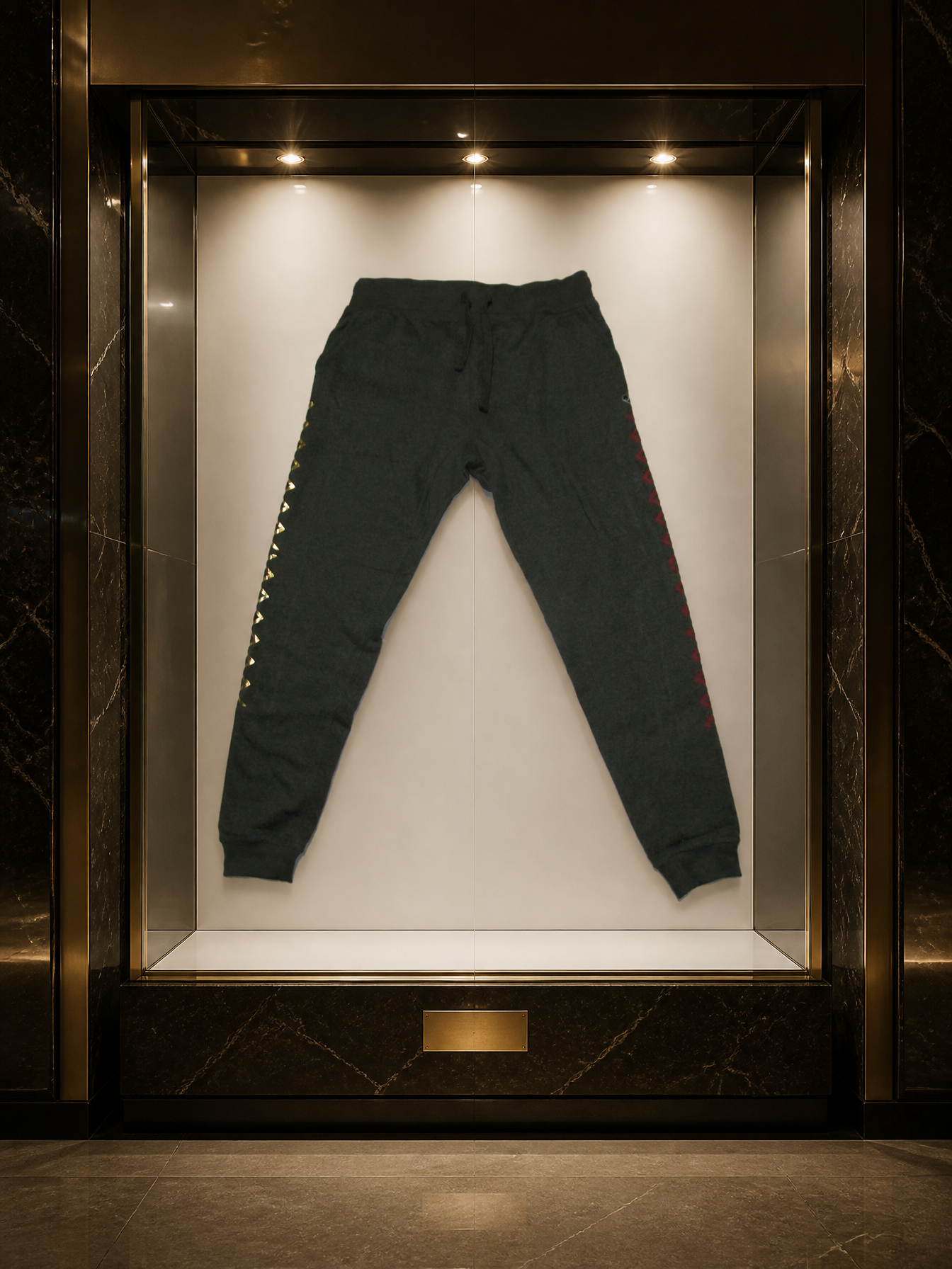 JATINI ONE OF ONE JOGGER PANTS. SIZE-XLARGE
