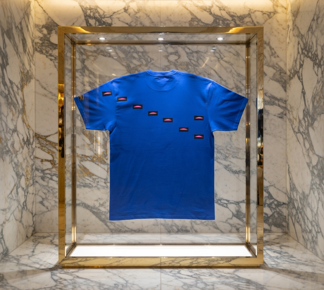JATINI ONE OF ONE NEON TEE. SIZE-XLARGE