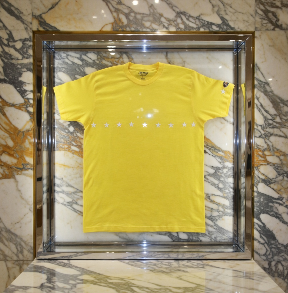 JATINI ONE OF ONE REFLECTIVE TEE. SIZE-LARGE