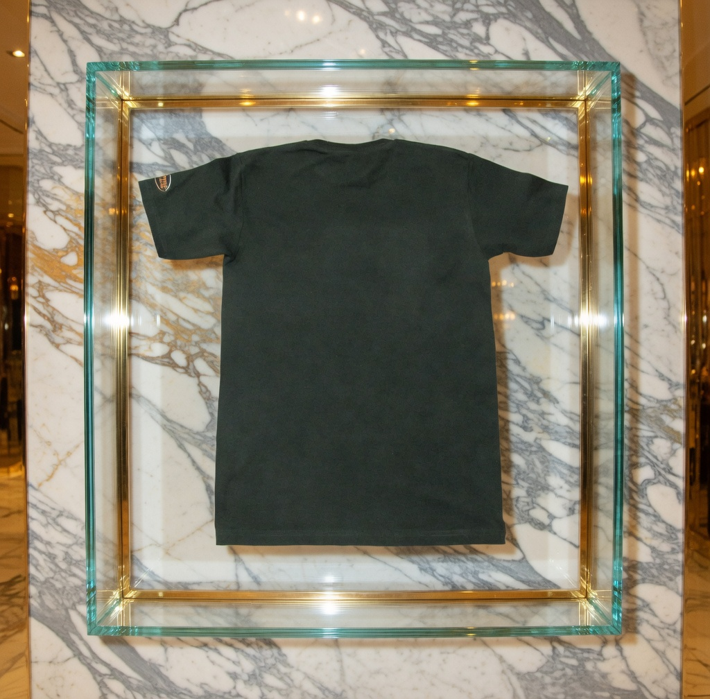 JATINI ONE OF ONE CLASSIC TEE. SIZE -SMALL