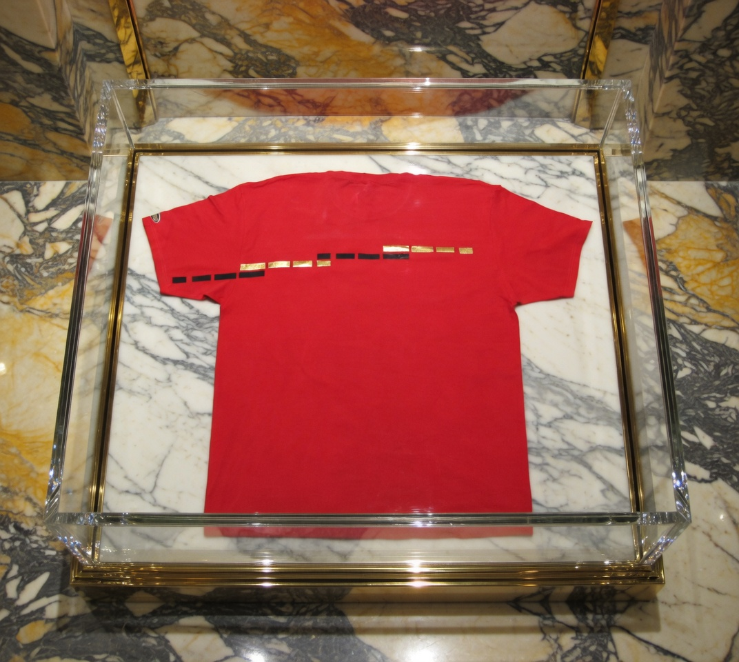 JATINI ONE OF ONE GOLD TEE. SIZE 2X-LARGE