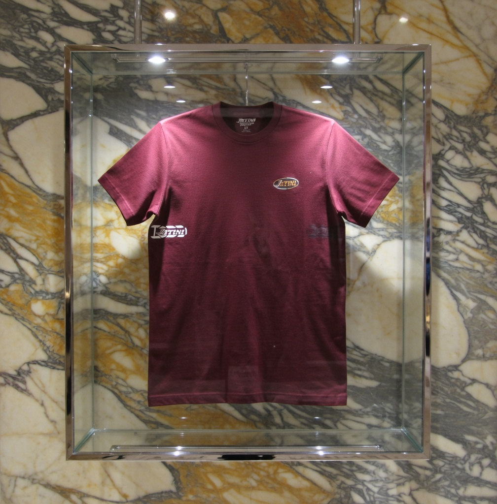 JATINI ONE OF ONE CLASSIC TEE. SIZE-MEDIUM