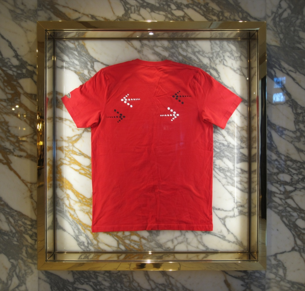 JATINI ONE OF ONE CLASSIC TEE. SIZE  X-LARGE