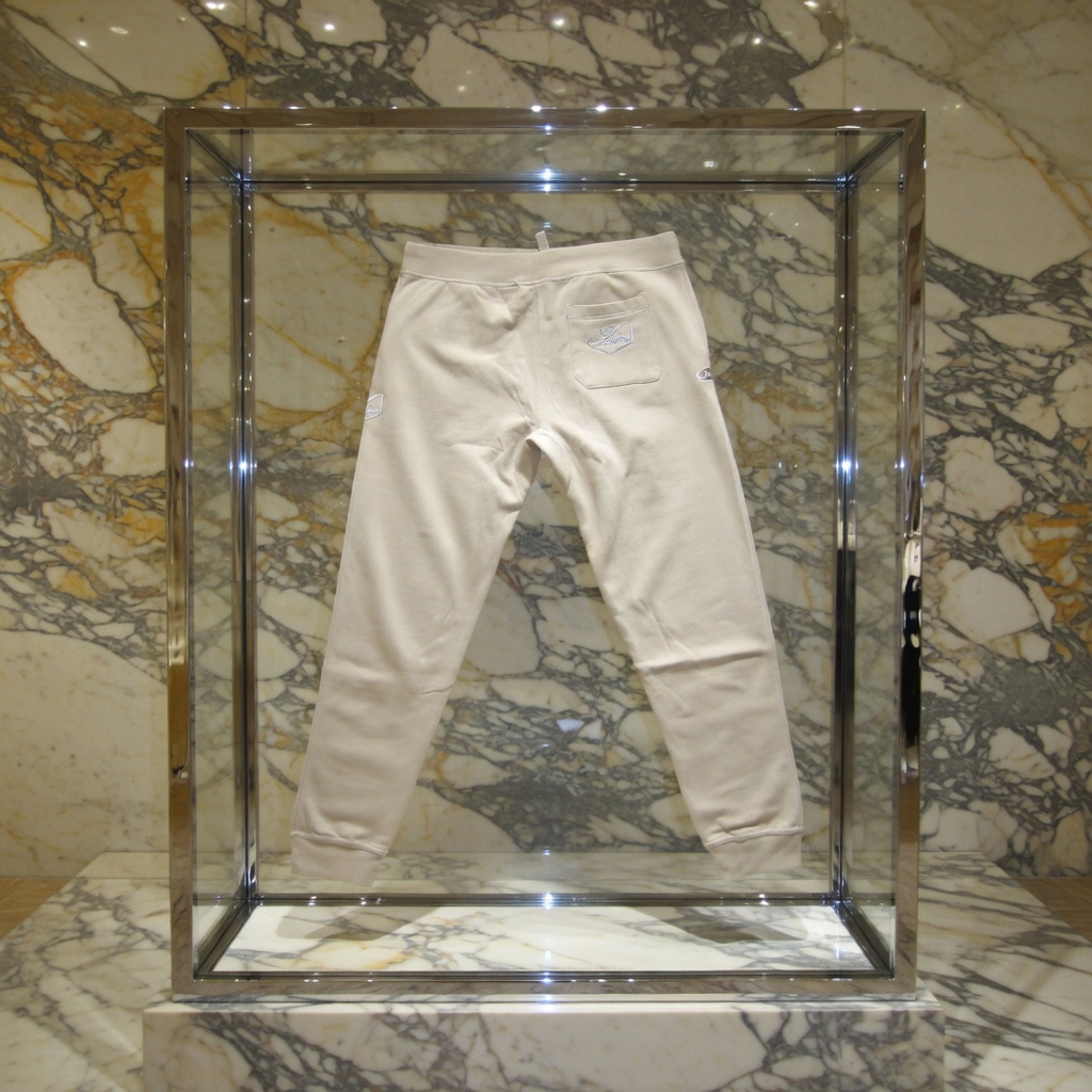 JATINI ONE OF ONE JOGGER PANTS. SIZE-XLARGE