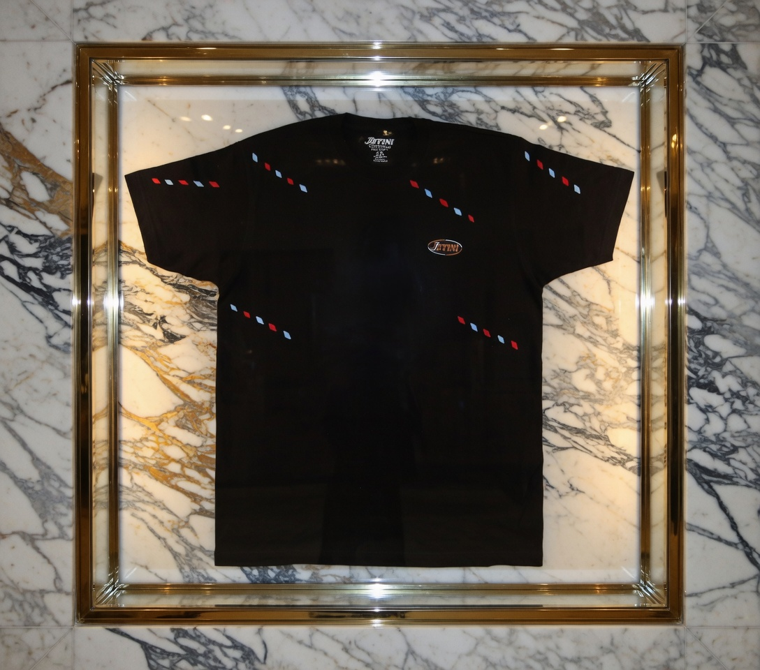 JATINI ONE OF ONE CLASSIC TEE. SIZE 2X-LARGE