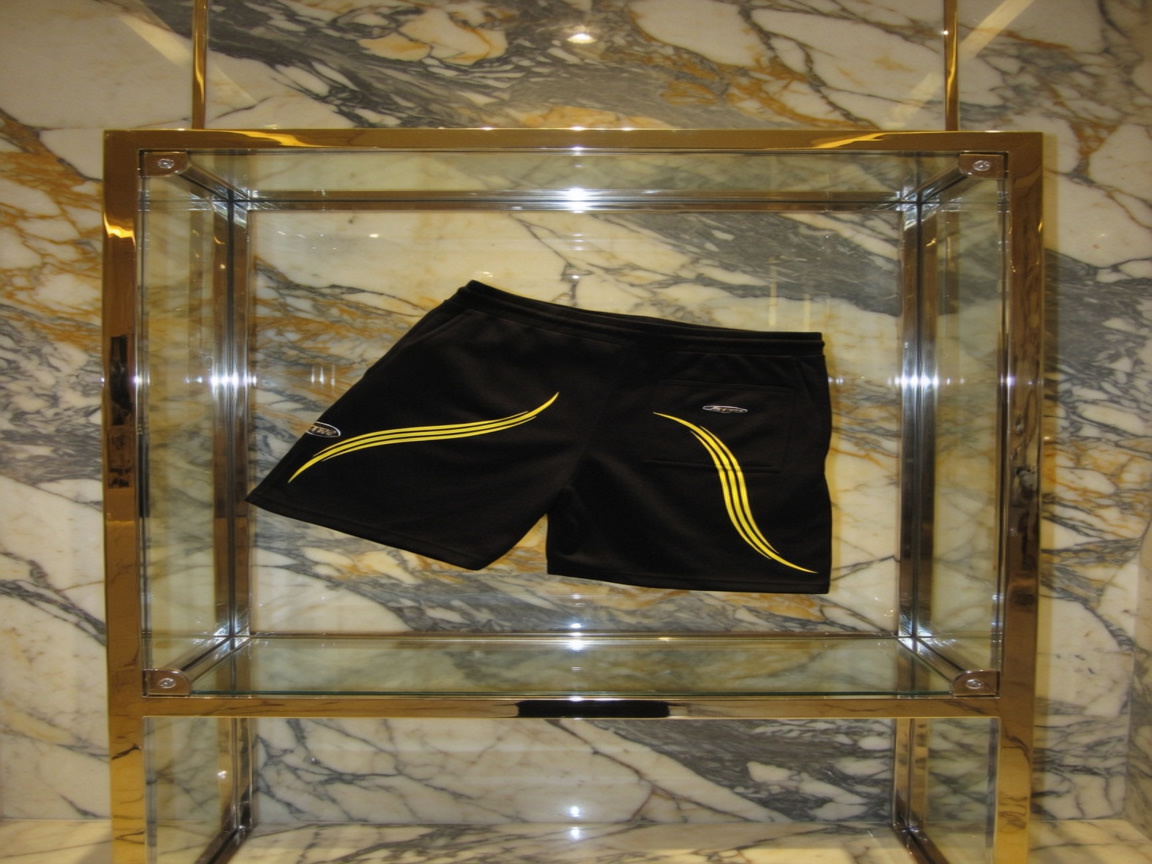 JATINI ONE OF ONE SHORTS. SIZE-MEDIUM