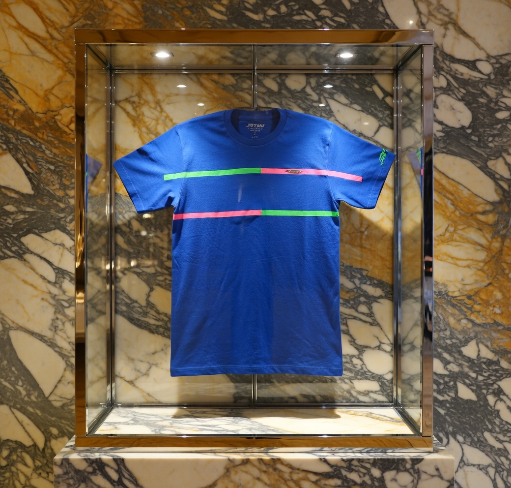 JATINI ONE OF ONE NEON TEE. SIZE-SMALL