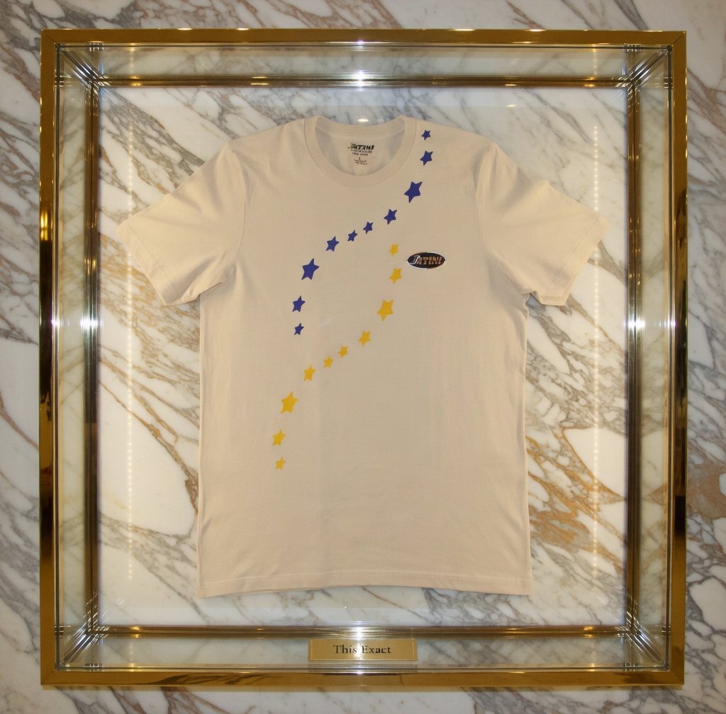 JATINI ONE OF ONE CLASSIC TEE. SIZE -LARGE