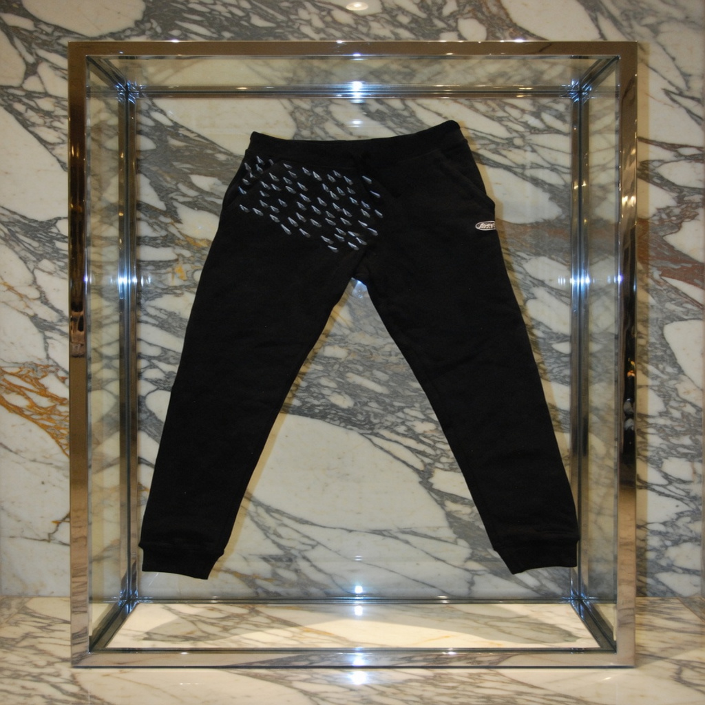 JATINI ONE OF ONE JOGGER PANTS. SIZE-XLARGE