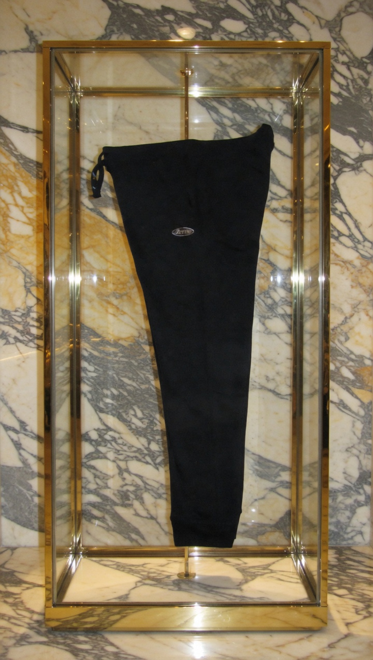 JATINI ONE OF ONE JOGGER PANTS. SIZE-XLARGE