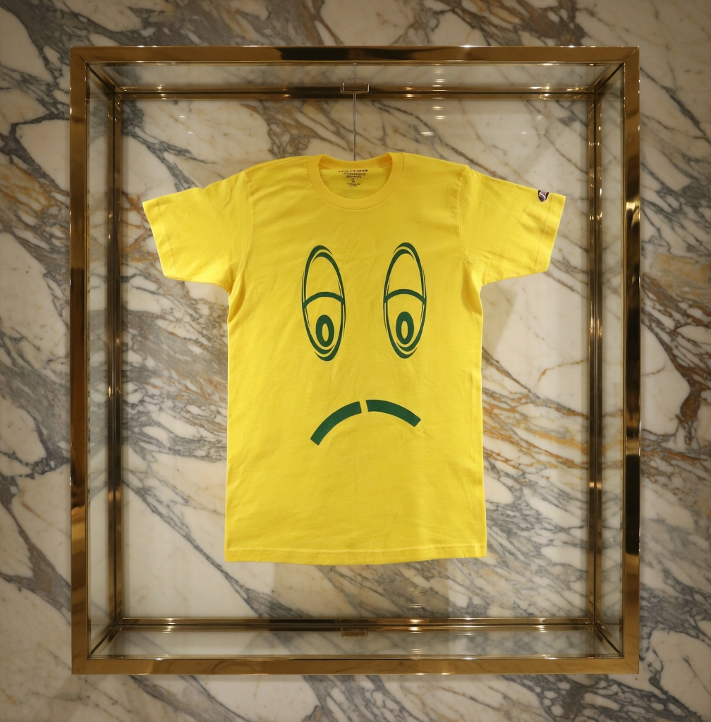 JATINI ONE OF ONE CLASSIC TEE. SIZE-SMALL