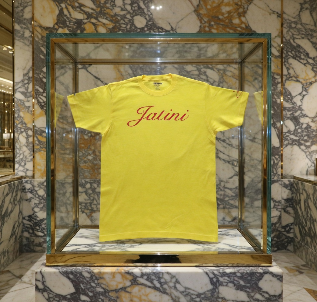 JATINI ONE OF ONE SIGNATURE TEE. SIZE-MEDIUM