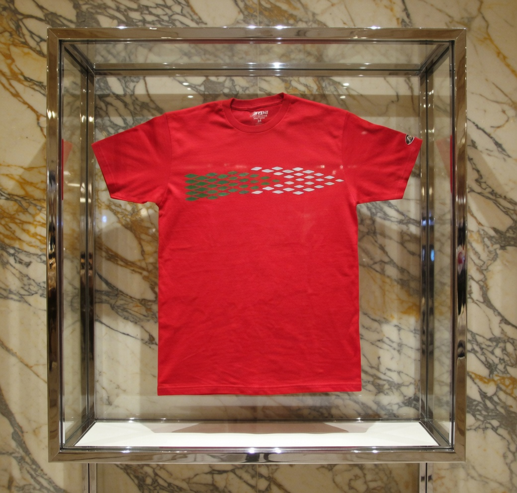 JATINI ONE OF ONE REFLECTIVE TEE. SIZE-MEDIUM