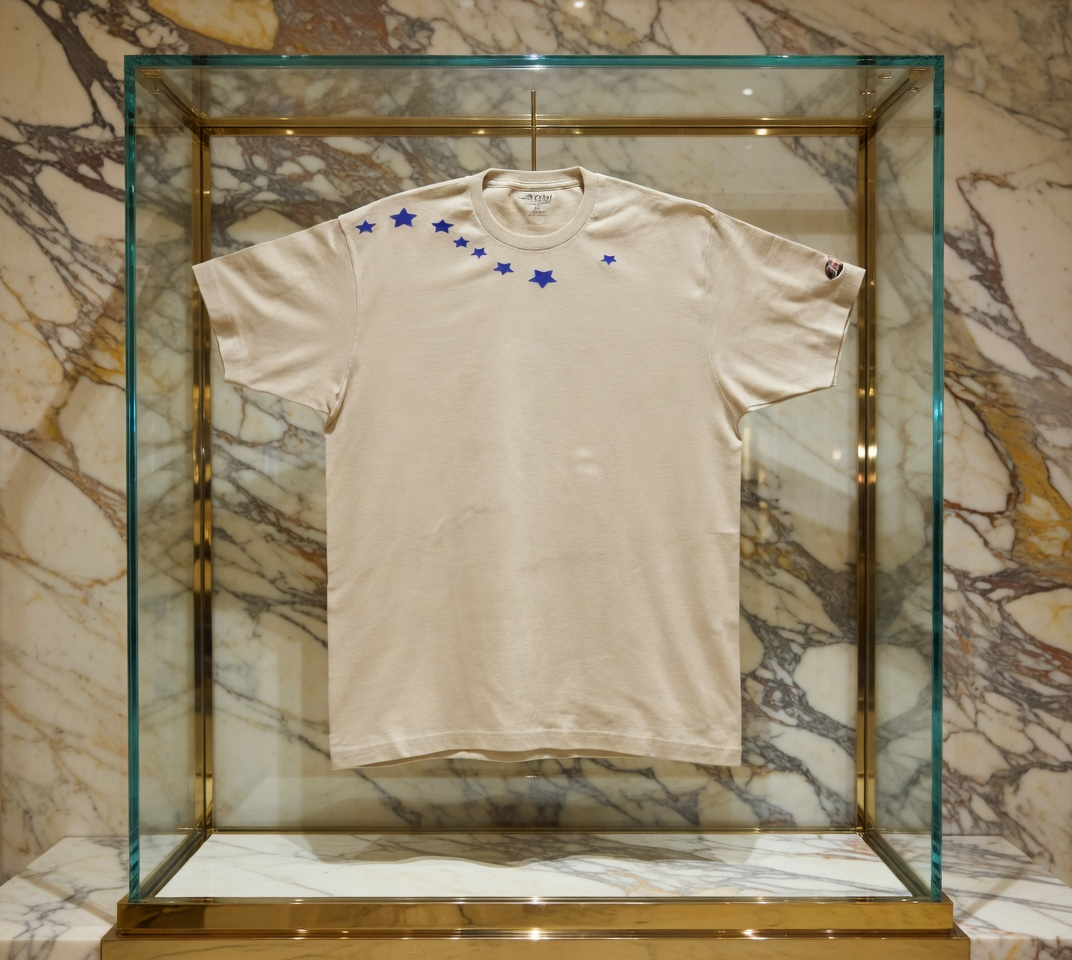 JATINI ONE OF ONE CLASSIC TEE. SIZE X-LARGE