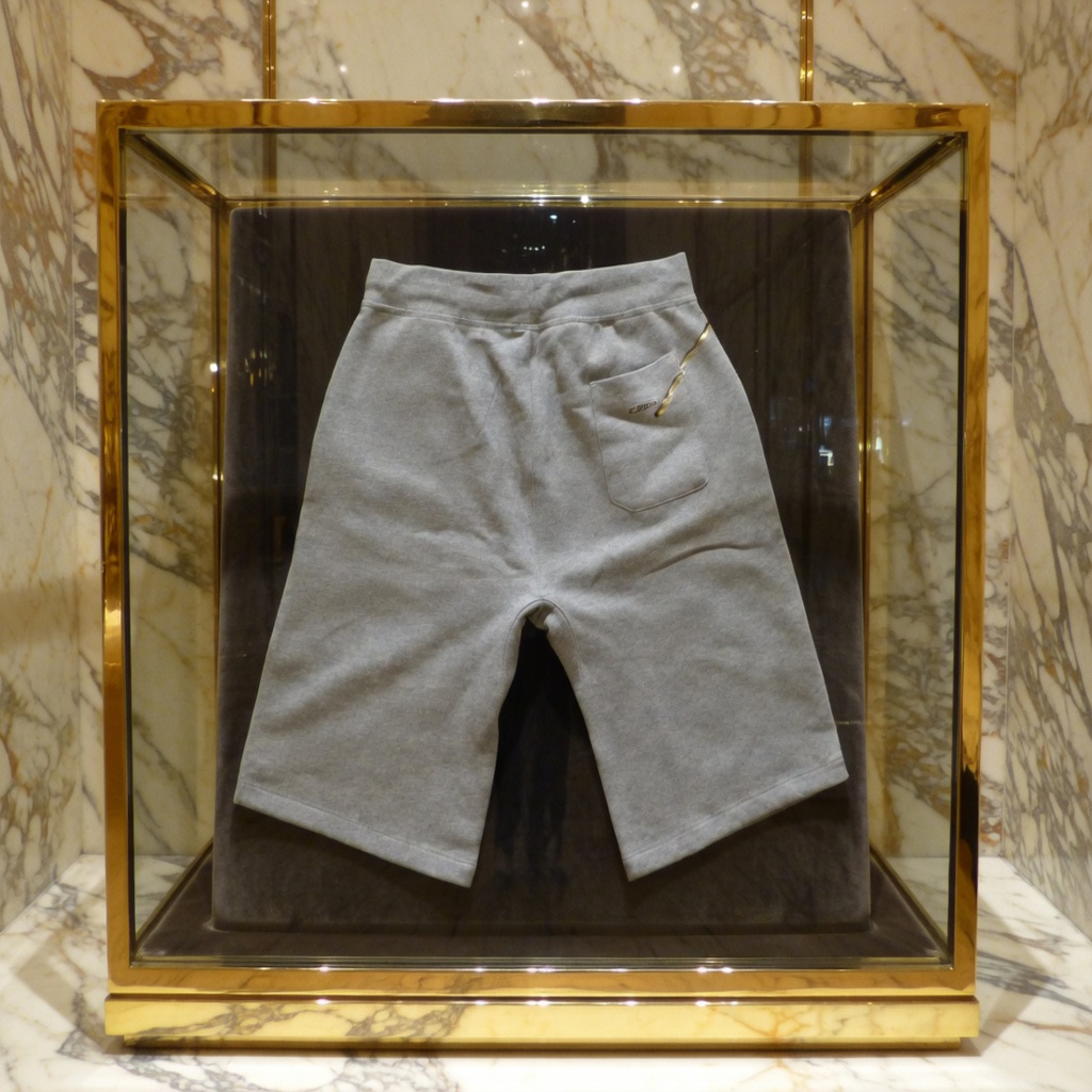 JATINI ONE OF ONE SHORTS. SIZE 2X-LARGE