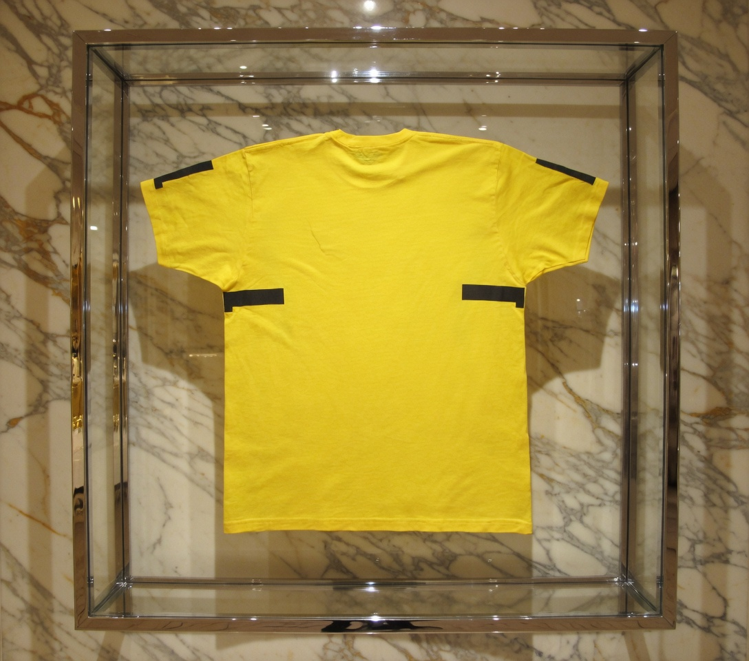 JATINI ONE OF ONE CLASSIC TEE. SIZE X-LARGE