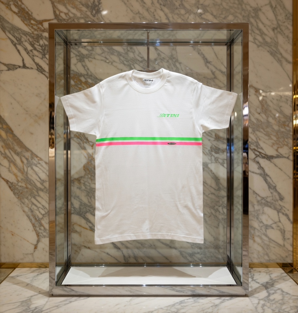 JATINI ONE OF ONE NEON TEE. SIZE-MEDIUM