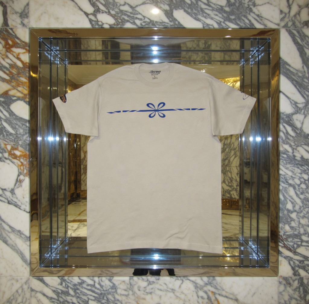 JATINI ONE OF ONE SIGNATURE TEE. SIZE-LARGE