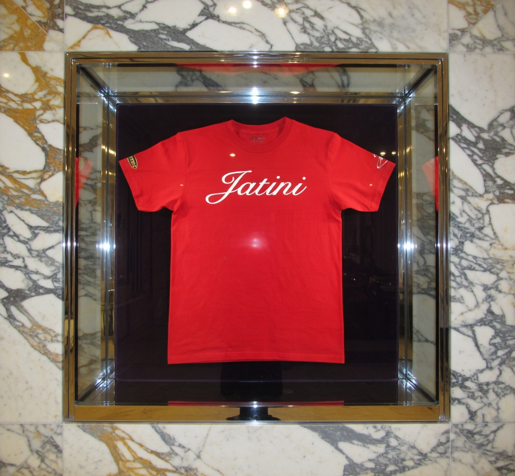 JATINI ONE OF ONE REFLECTIVE TEE. SIZE-SMALL