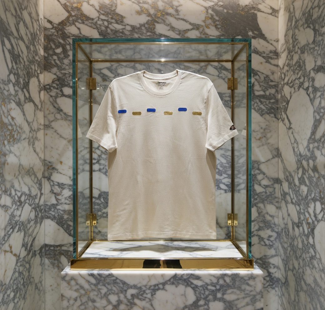 JATINI ONE OF ONE GOLD TEE. SIZE 2X-LARGE