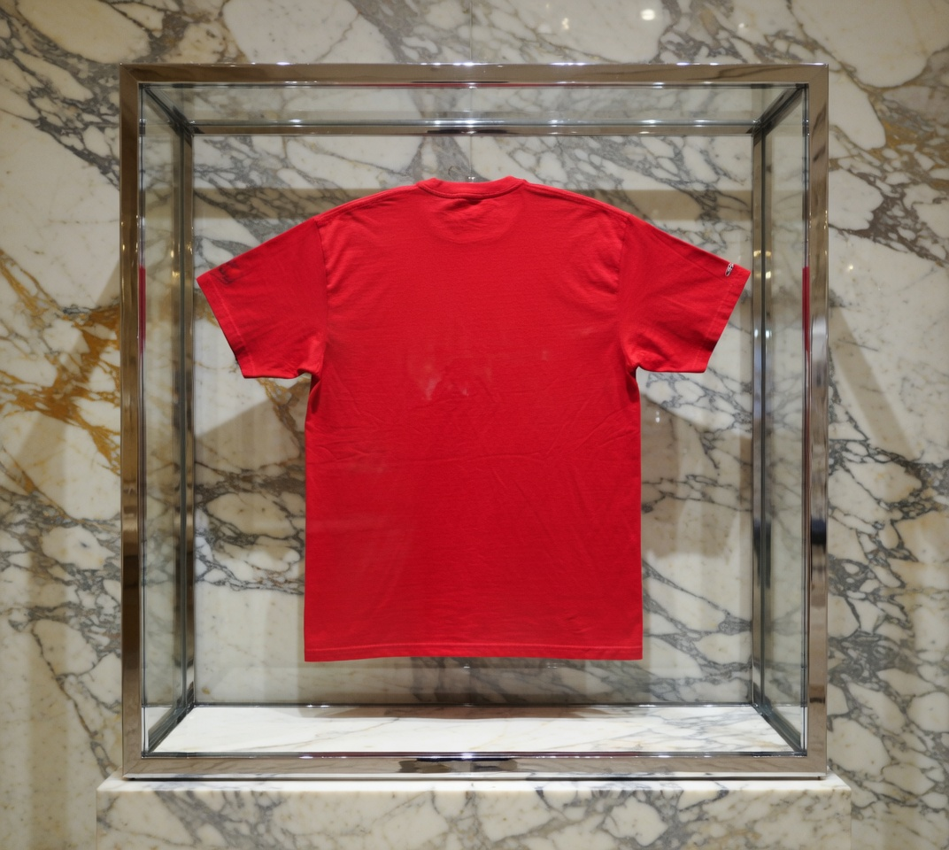 JATINI ONE OF ONE SIGNATURE TEE. SIZE-XLARGE
