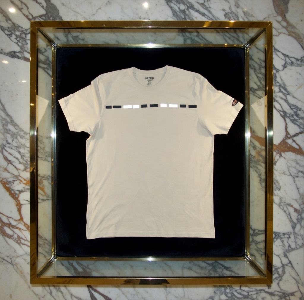 Jatini one of one reflective tee, Size 2X-Large