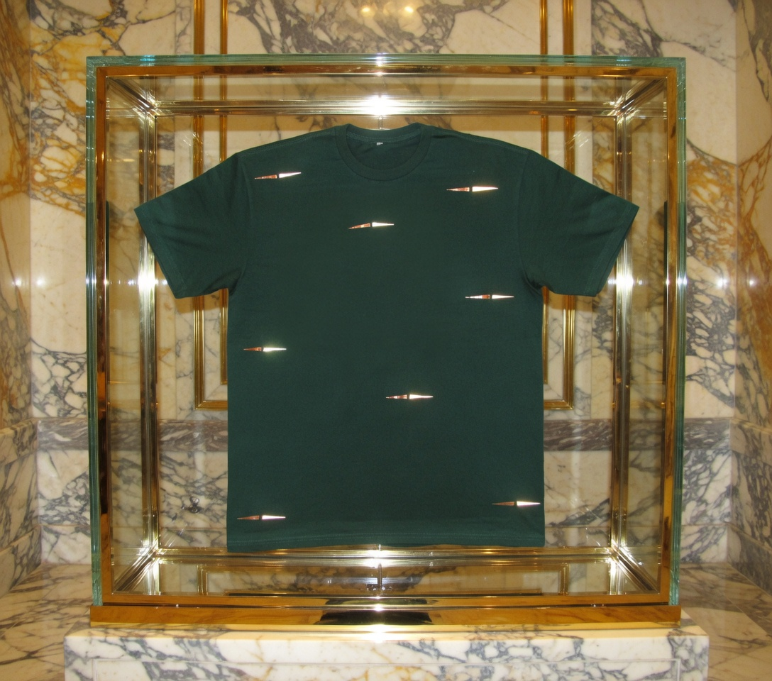JATINI ONE OF ONE REFLECTIVE TEE. SIZE-XLARGE
