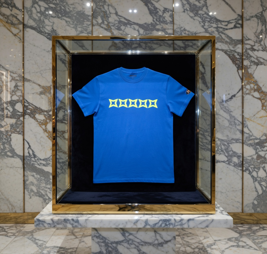 JATINI ONE OF ONE NEON TEE. SIZE-SMALL