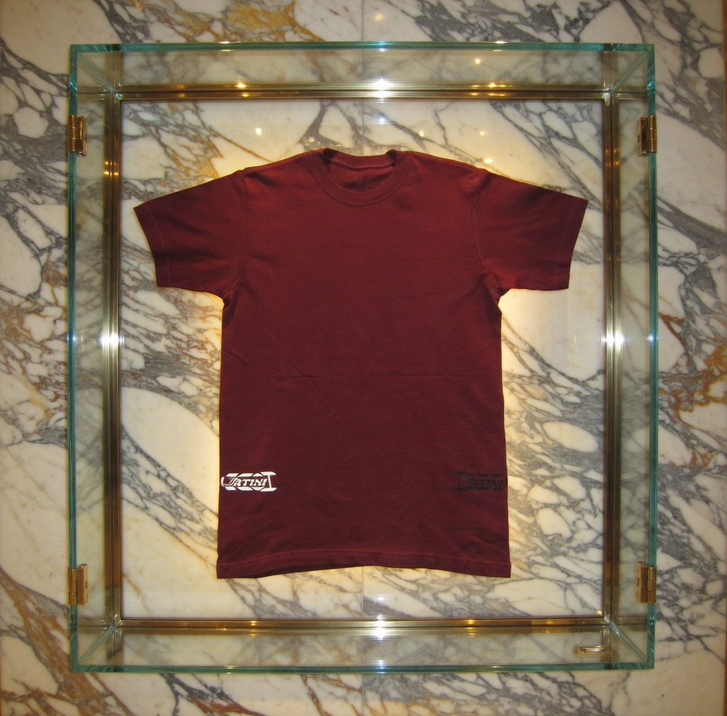 JATINI ONE OF ONE CLASSIC TEE. SIZE-MEDIUM
