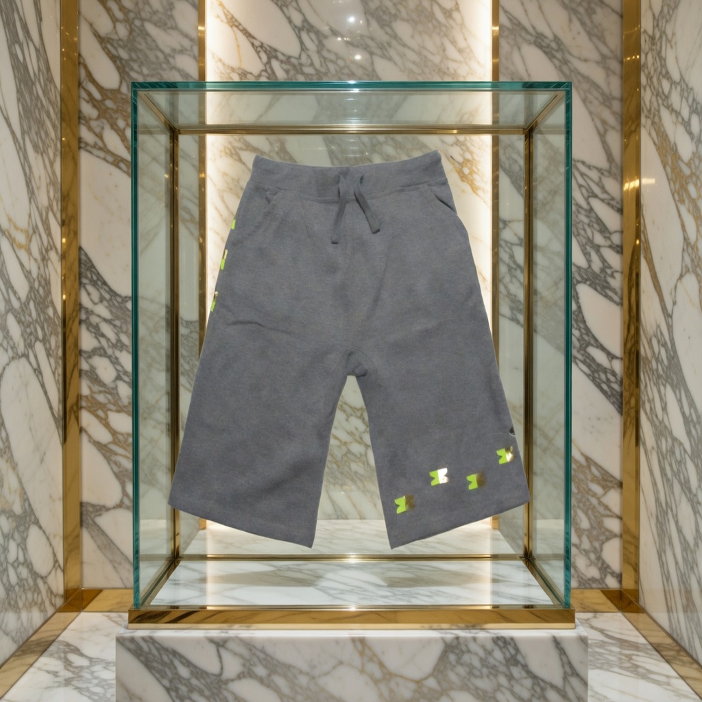 JATINI ONE OF ONE SHORTS. SIZE 2X-LARGE