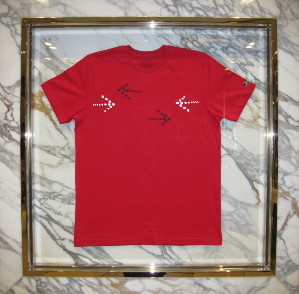 JATINI ONE OF ONE CLASSIC TEE. SIZE  X-LARGE