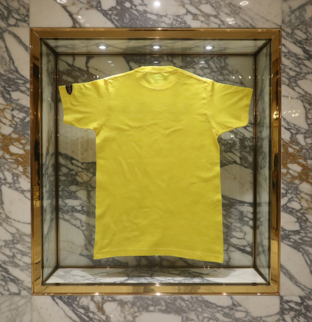 JATINI ONE OF ONE NEW YORK TEE. SIZE-SMALL