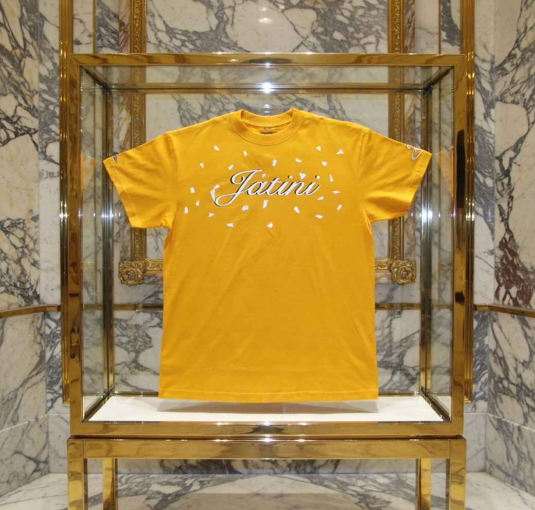 JATINI ONE OF ONE REFLECTIVE TEE. SIZE-XLARGE
