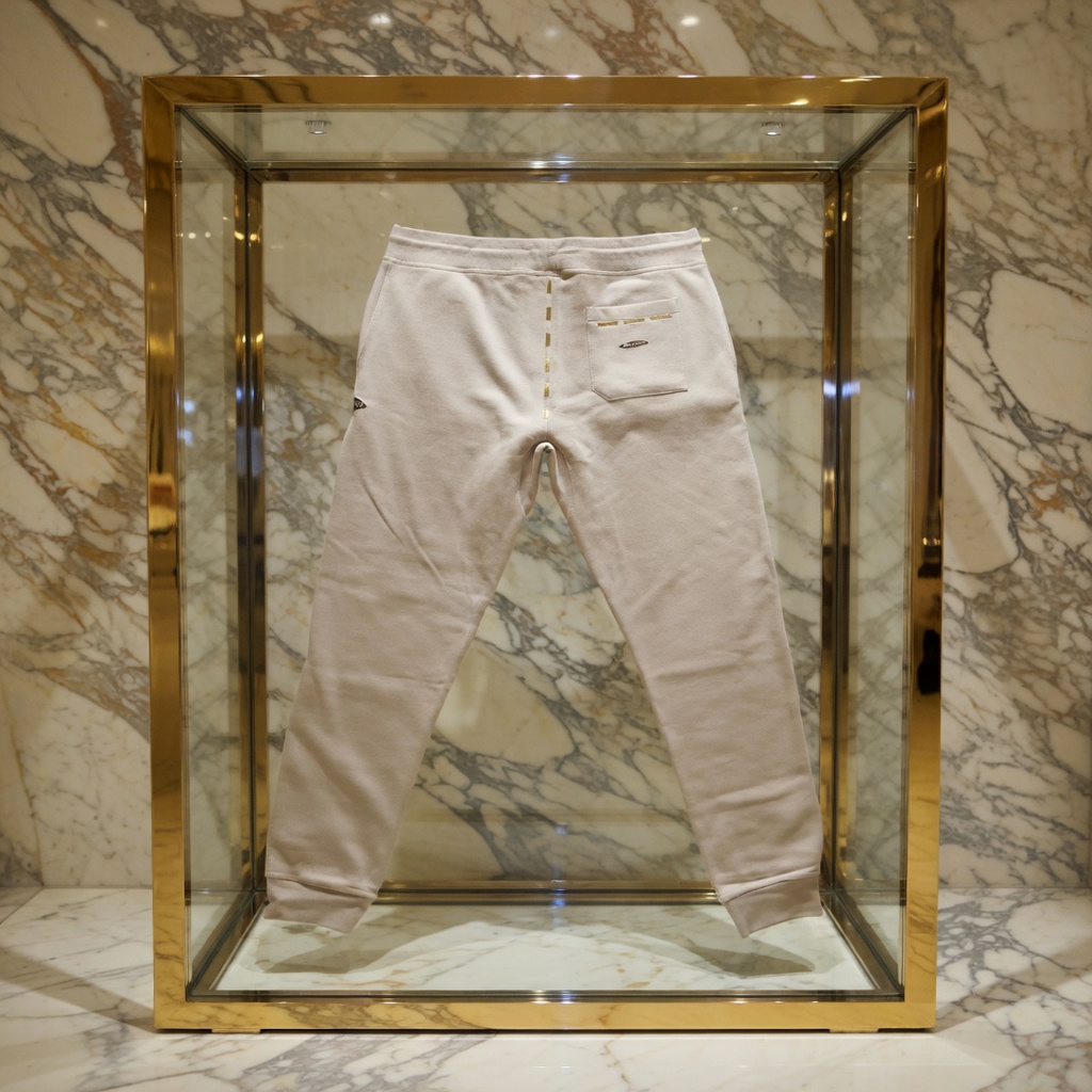 JATINI ONE OF ONE JOGGER PANTS. SIZE 2X-LARGE