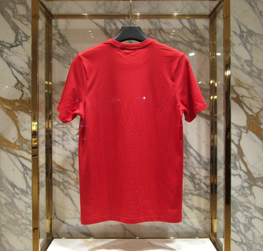 JATINI ONE OF ONE CLASSIC TEE. SIZE-LARGE