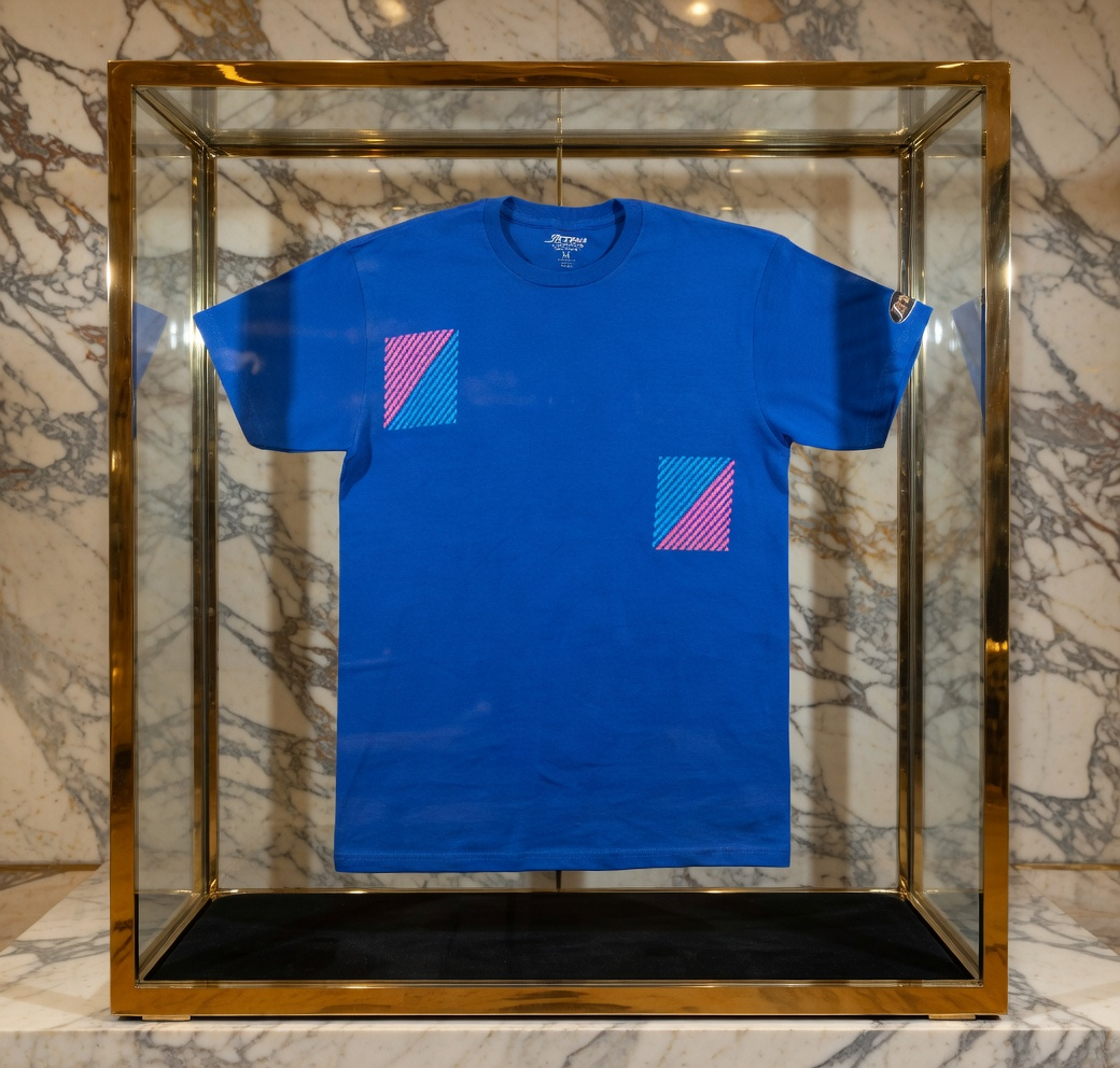 JATINI ONE OF ONE NEON TEE. SIZE-MEDIUM