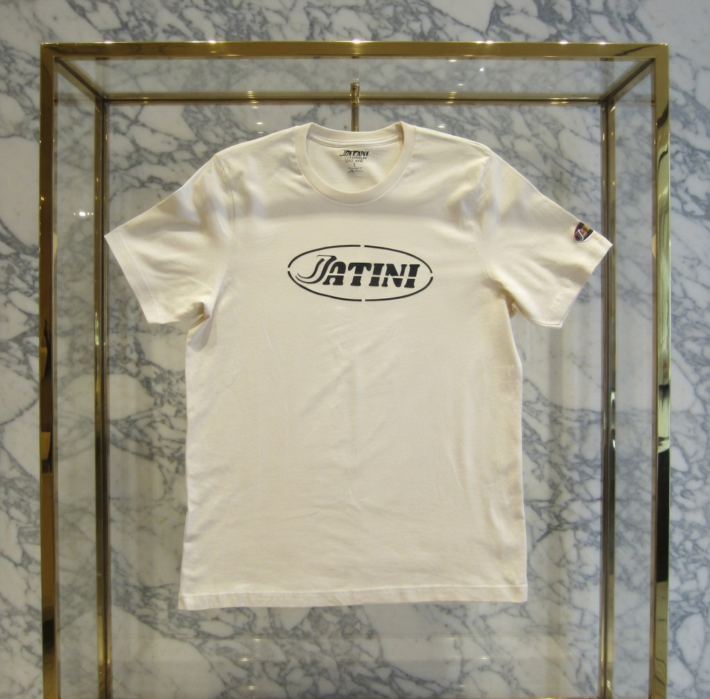 JATINI ONE OF ONE CLASSIC TEE. SIZE-LARGE