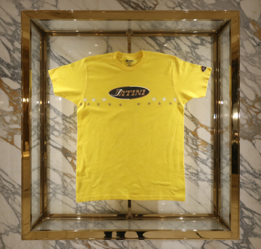 JATINI ONE OF ONE CLASSIC TEE. SIZE-LARGE
