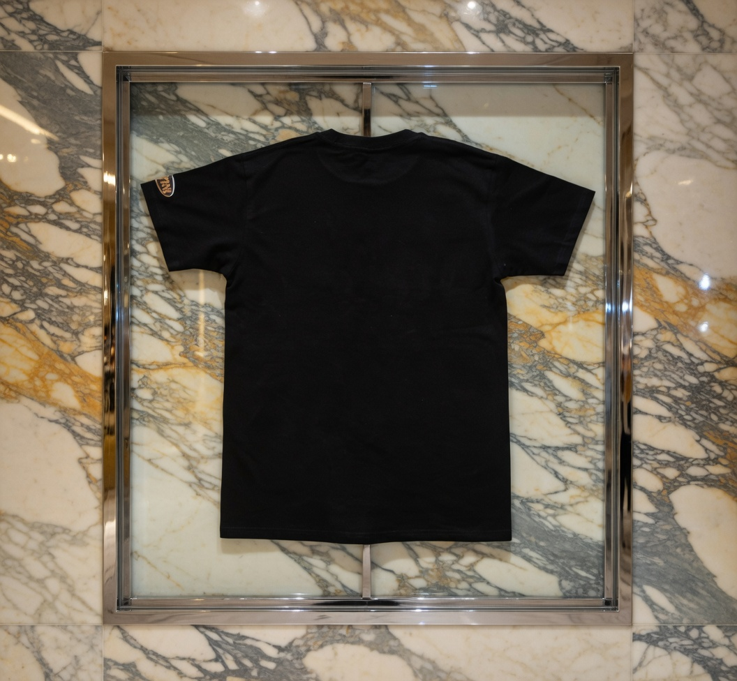 JATINI ONE OF ONE NEW YORK TEE. SIZE-SMALL